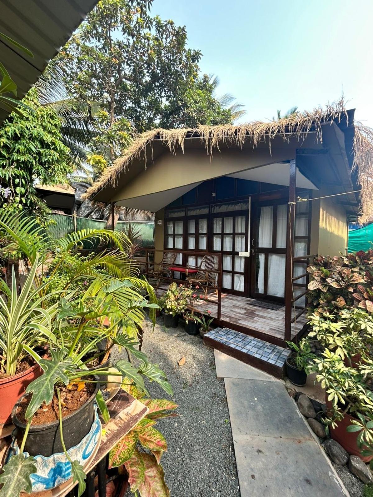 Готель Salida Garden Hut Patnem Patnem Beach Екстер'єр фото